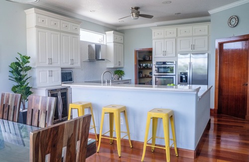Palmetto Casa | Waterfront Luxury in Terra Ceia – 3 BR, 3.5 Bath - Pool, Fire Pit, Dock, & Gym!