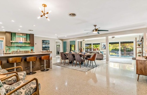 Wilton Manors Villa | Waterfront - Luxury Villa in ❤️ of Wilton Manors