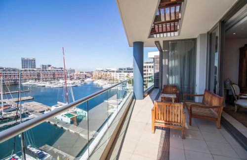 Victoria and Alfred Waterfront Apartamento | Waterfront Marina 2 Bedroom Yacht View