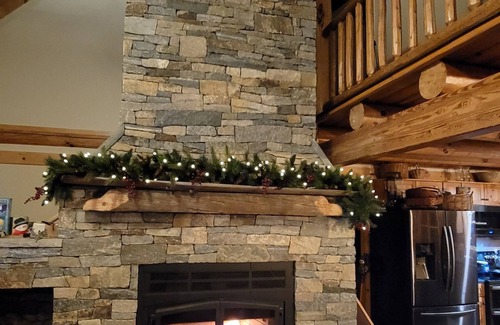 Hebron Casa | Newfound Lake Spacious 4 Season Log Home cerca de la orilla del agua