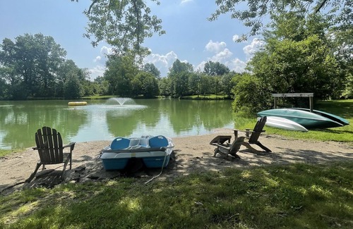 Mount Liberty Cabina | Waterfront Oasis Deep in Nature