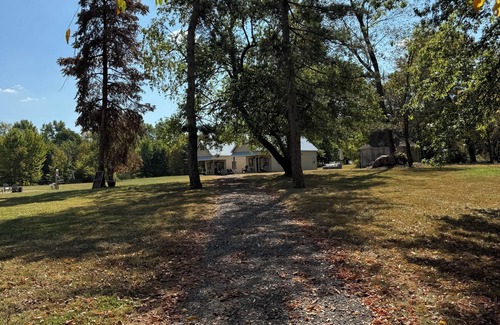 Mount Liberty Cabina | Waterfront Oasis Deep in Nature