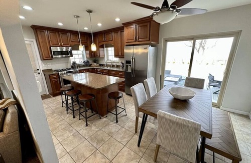 Fairfield Casa | Waterfront Oasis "Waters Edge Retreat" Lake Erie Internal name: Shallow Waters Retreat