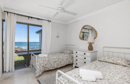 Anna Bay Casa | Waterfront Ocean Cottage