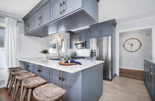 Westbrook Center Casa | WATERFRONT off season/academic house rental - INCLUDES ALL UTILITIES!