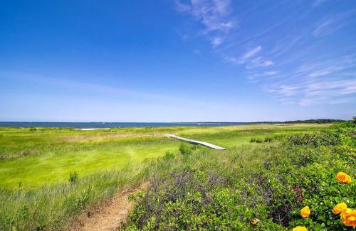 Orleans Casa | Waterfront on Cape Cod Bay