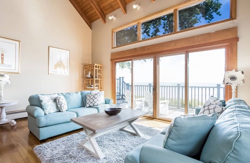 South Duxbury Casa | Waterfront on Duxbury bay!