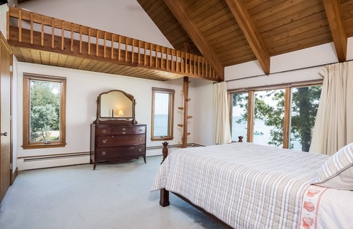 South Duxbury Casa | Waterfront on Duxbury bay!