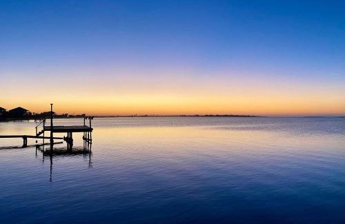 Gilchrist Casa | Waterfront on the Bay with Great Fishing