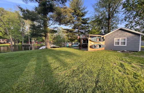 Bayberry Casa | Waterfront!Outdoor living! Canoe kayaks paddleboard 60 ft dock Newly Renovated