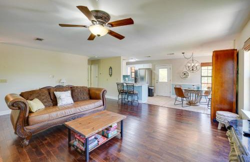 Pass Christian Casa | Waterfront Pass Christian Oasis about 2 Mi to Beach!