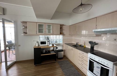 Ponta Delgada Condominio | Waterfront Ponta Delgada : walk to restaurants, shopping, marina and swimming.