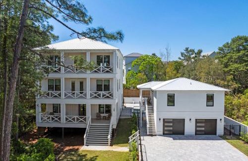 Dune Allen Beach Casa | Waterfront Pool Rooftop Deck - The White Lotus