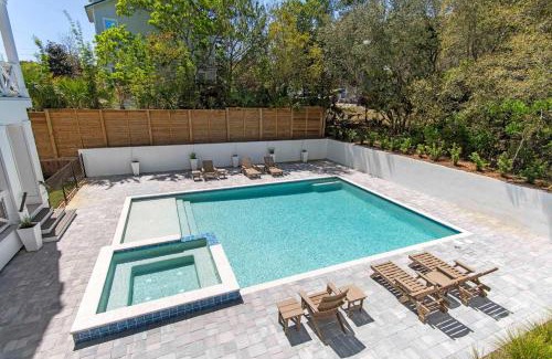 Dune Allen Beach Casa | Waterfront Pool Rooftop Deck - The White Lotus