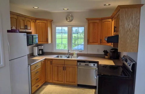 New London Cabaña | Waterfront Property in New London