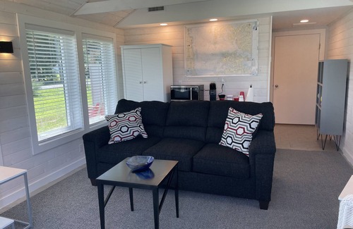 Cambridge Cabaña | Waterfront property with private boat ramp and new dock!