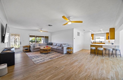 Causeway Isles Casa | Waterfront Retreat 3 Bedroom 2 Bath Pool & Dock
