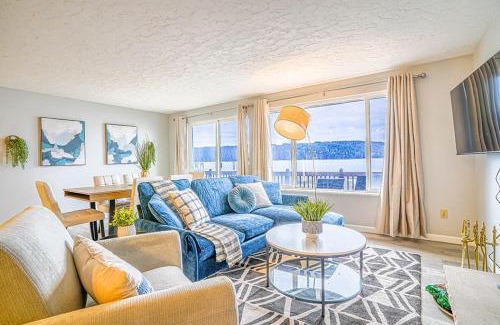 Hoodsport Casa | Waterfront Retreat, Relaxation, Fun in Hood Canal