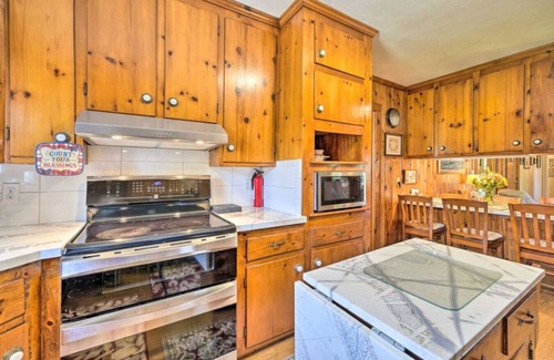 Currituck Casa | Currituck Charm | Private Pier, Game Room, Knotts Island Ferry
