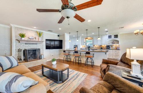 Kemp Casa | Waterfront Retreat with Dock on Cedar Creek Lake!