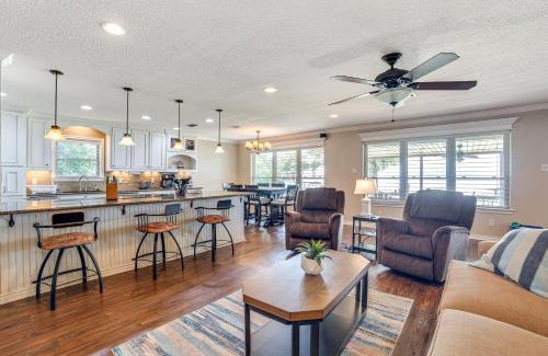 Kemp Casa | Waterfront Retreat with Dock on Cedar Creek Lake!