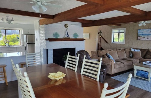 Green Hill Casa | Waterfront Salt Pond House, water view and dock