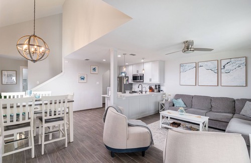 Port Isabel Cabaña | Waterfront Sea Cottage