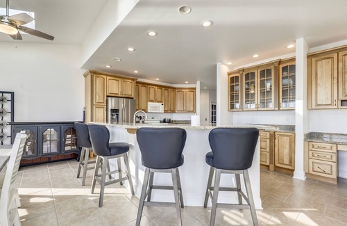 West Ocean City Casa | Waterfront Secured Compound in West Ocean City: Your Dream Escape