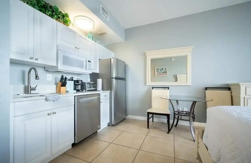 St. Petersburg - Clearwater Apartamento | Waterfront studio by Madeira