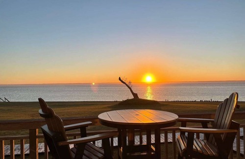 Duck Casa | Waterfront Stunning Beach Home with Amazing Sunset Views