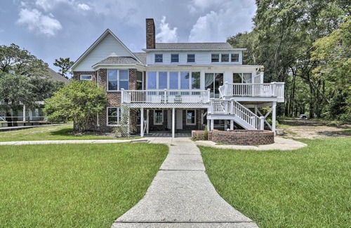 Sea Trail Casa | Waterfront Sunset Beach Escape with Golf View