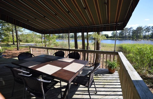 Rehoboth Beach Casa | Waterfront Tranquil Escape-Unifamiliar / Comunidad cerrada / Piscina / Canchas de tenis