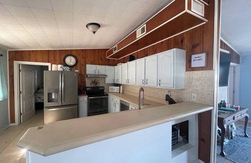 Santa Rosa Beach Cabaña | Waterfront vacation cottage on Choctawhatchee Bay with boat/PWC tie-up