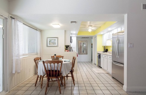 Dobson Ranch Casa | Waterfront Vacation Home Executive Rental-peaceful residential LAKE neighborhood