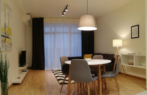 Sarajevska Apartamento | Waterfront View 15 Apartment