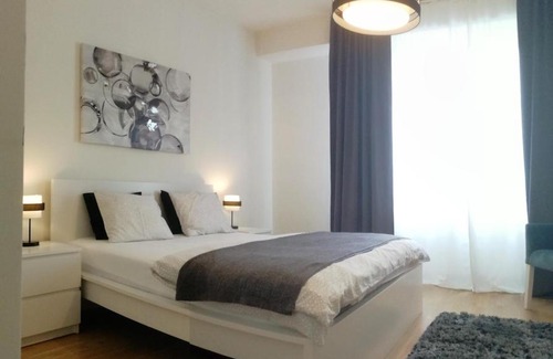 Sarajevska Apartamento | Waterfront View 15 Apartment