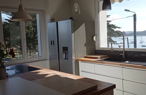 Logonna-Daoulas Villa | Villa with panoramic sea view