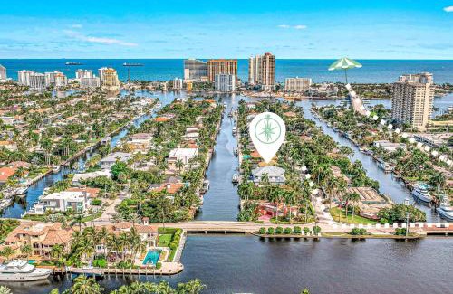 Seven Isles Casa | Waterfront Villa Beach Proximity Venice of America Coastal Extravagance Palm Key VlLLAS