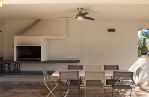 Lecci Villa | Waterfront Villa Benedettu