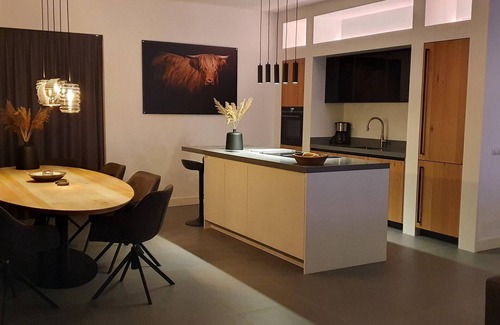 Zeewolde Villa | Villa frente al mar, bosque y club de golf