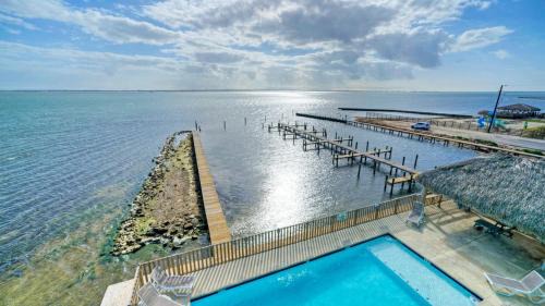 Flour Bluff Casa | Waterfront w Bay Views Shared Pool Boat Dock Marlin Madness by AvantStay