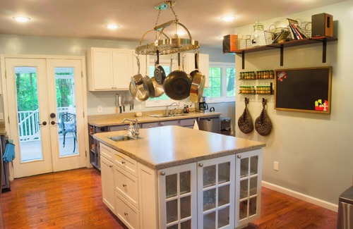 Worcester County Casa | Waterfront w/ Kayaks Firepit 100Mbs Inet EV Chrgr Near Assateague, Berlin, OC!
