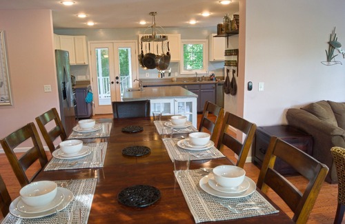 Worcester County Casa | Waterfront w/ Kayaks Firepit 100Mbs Inet EV Chrgr Near Assateague, Berlin, OC!