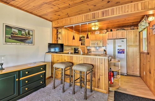 Fineview Casa | Waterfront Wellesley Island Getaway w/ Deck!