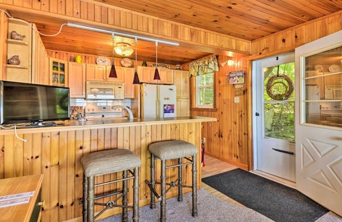 Fineview Casa | Waterfront Wellesley Island Getaway w/ Deck!