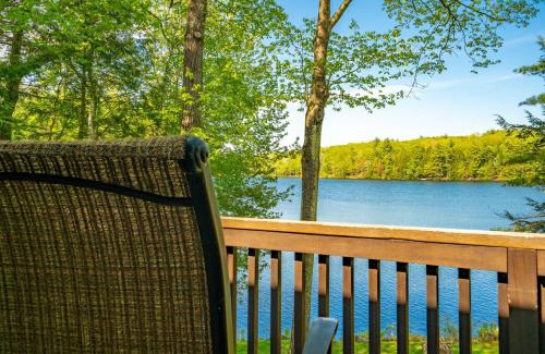 Lyman Casa | Waterfront with Kayaks SUPs and Ping Pong Table