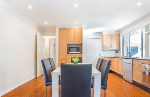 Lake Conjola Casa | Waterfront Wonder - lakeside home w. private jetty