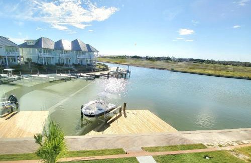Rockport Casa | Waterfront Wonderland