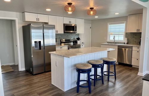 Prime Hook Beach Cabaña | Waterfront- Yr 2025 Downstair den; no pet fees; toiletries for your convenience.