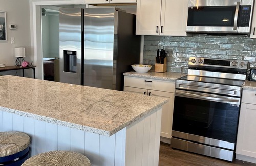 Prime Hook Beach Cabaña | Waterfront- Yr 2025 Downstair den; no pet fees; toiletries for your convenience.